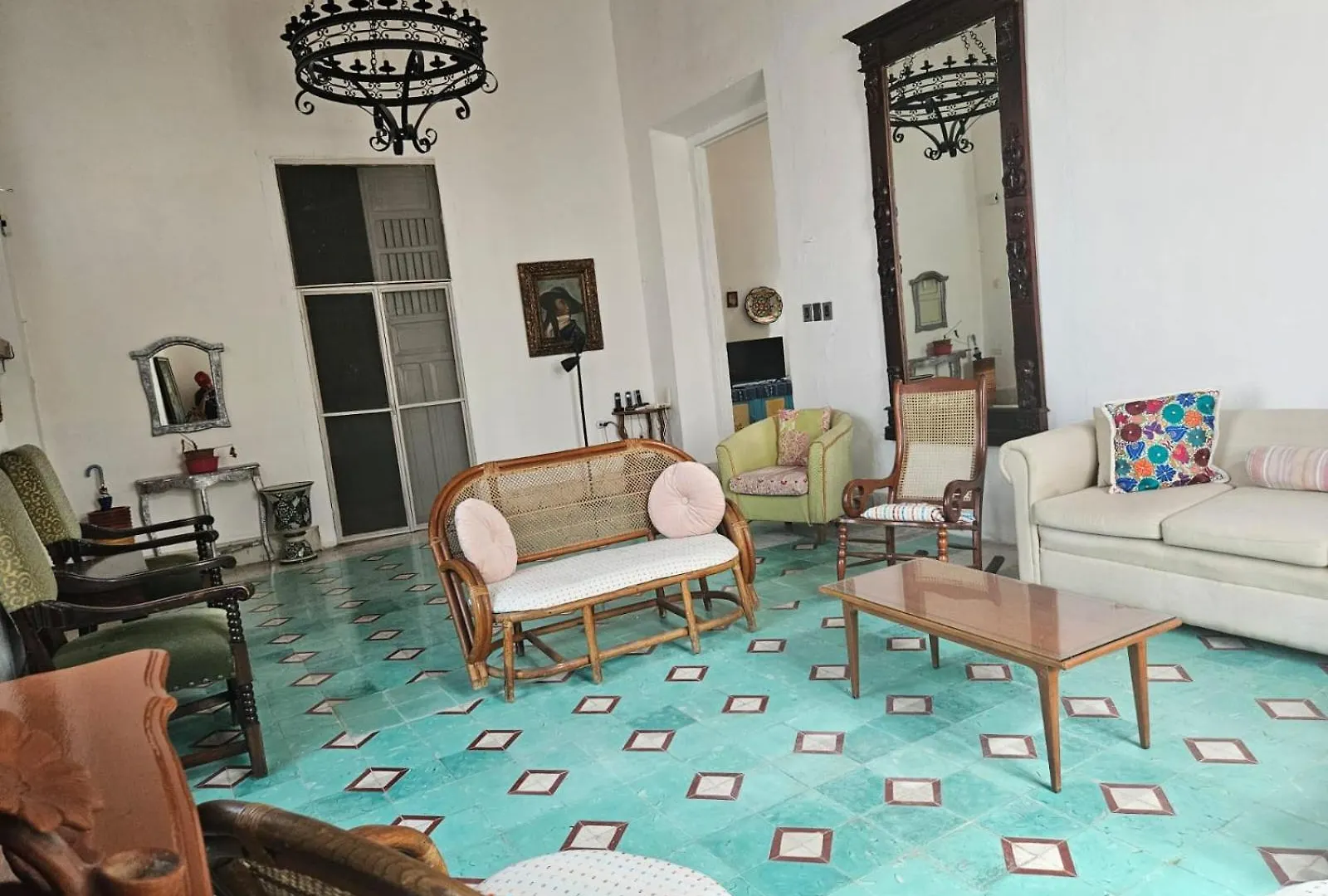 Pool, Garden And Colonial Charm! Villa Merida Mexico